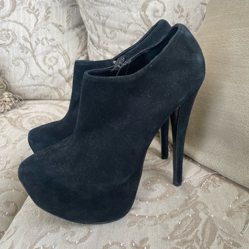 Black Stiletto Boots, Very Sexy, Exotic Shoes, Size 9.5